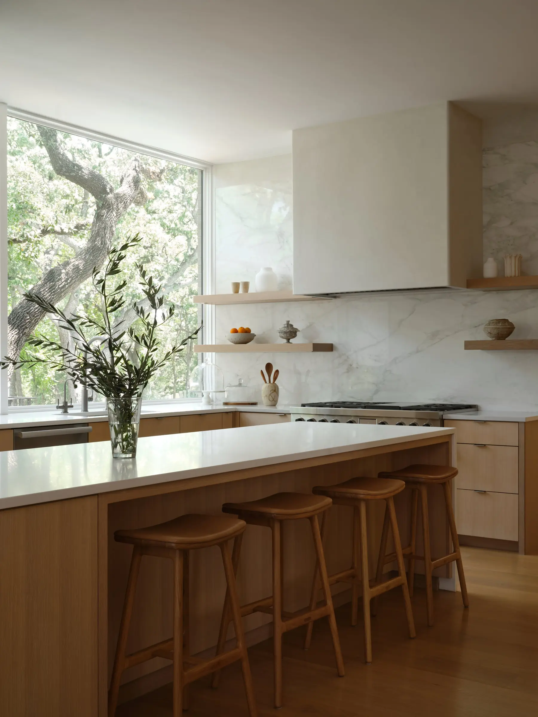 Kitchen, Lakeside by Risinger Build, Lake Austin, Austin, TX