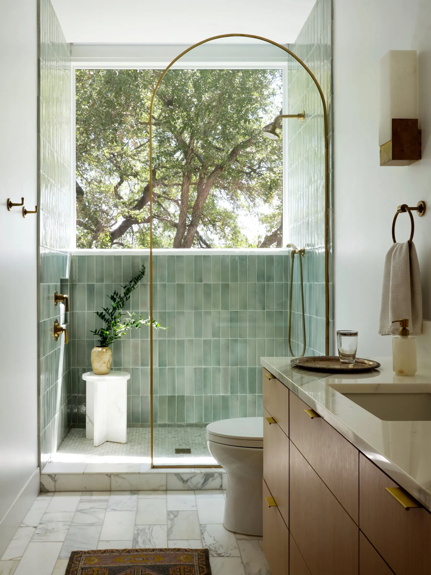 Blue bath, Lakeside by Risinger Build, Lake Austin, Austin, TX