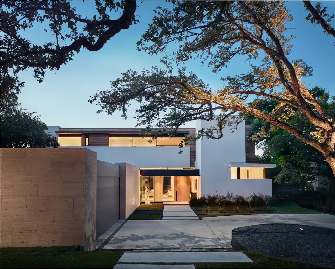 Front at dusk, Scenic by Risinger Build, Austin, TX